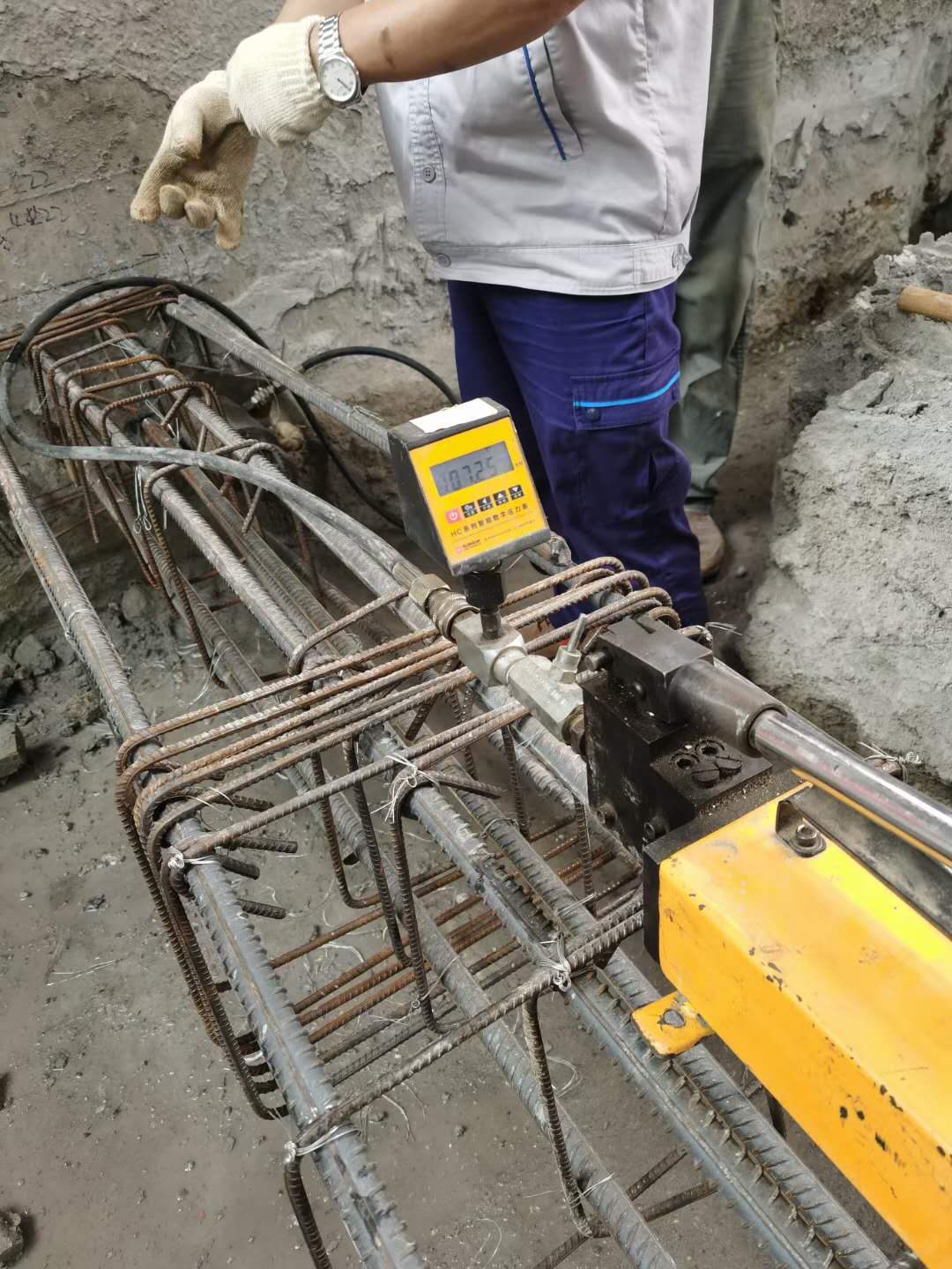 海南藏族植筋加固公司按照施工规范完成施工